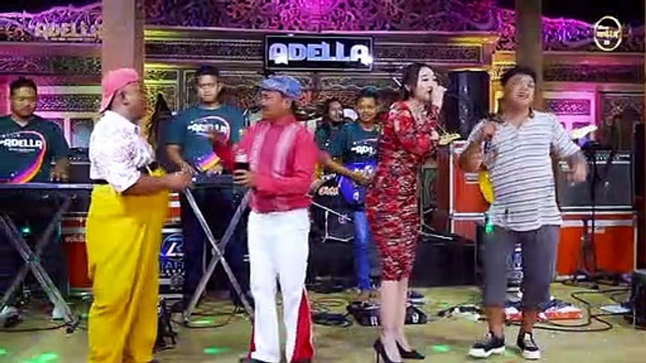 MISTER_MENDEM_-_Difarina_Indra_Adella_ft_Mukidi_,_Penyok_,_Pak_Ndut_(Woko_Channel)_-_OM_ADELLA