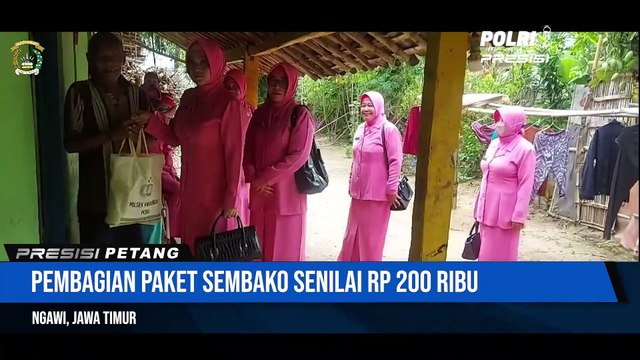 Bhayangkari Rantin Kwadungan Salurkan Bansos Ke Warga Kurang Mampu