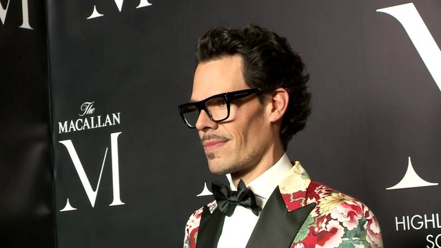 Álex González desmiente los rumores de ruptura con María Pedraza