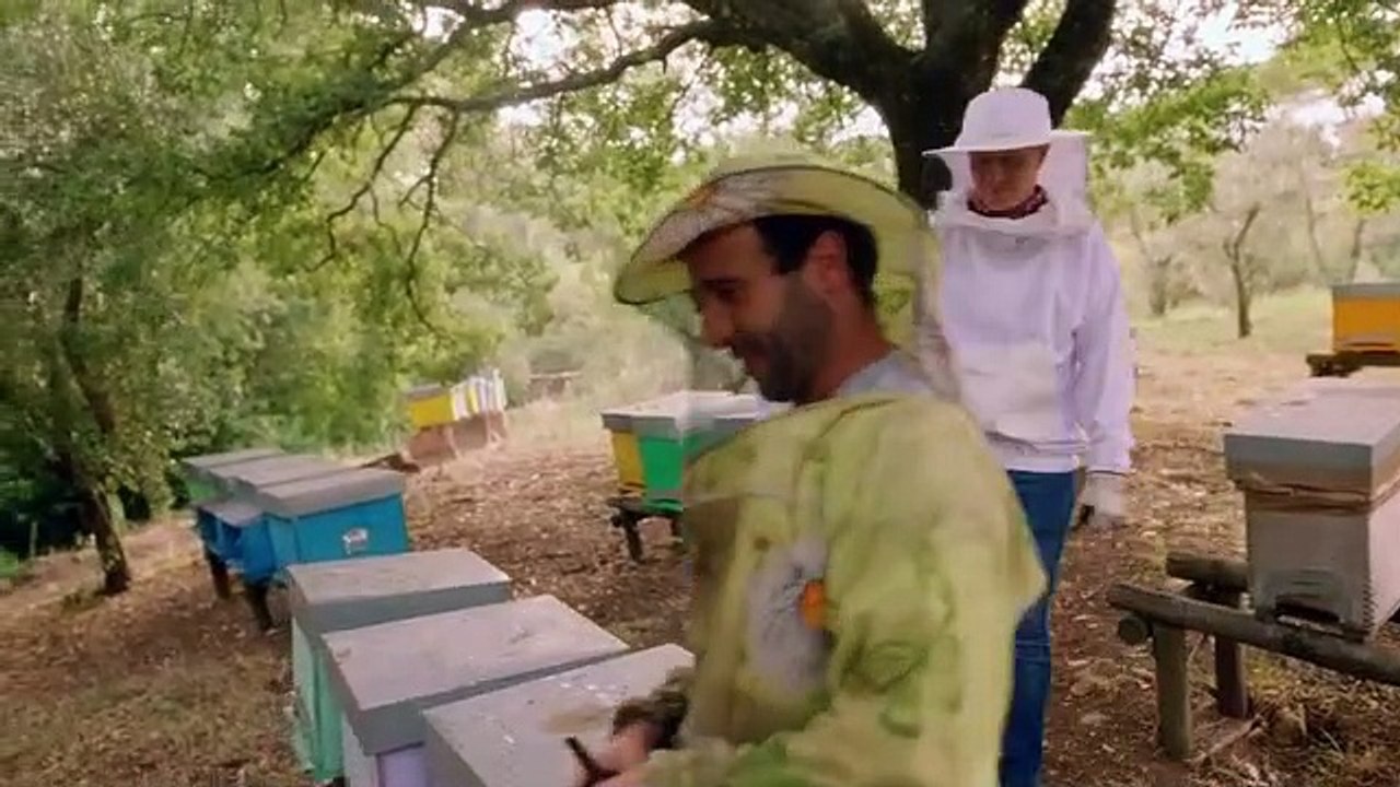 Bobby and Giada In Italy - Se1 - Ep04 - Wine Country HD Watch HD Deutsch