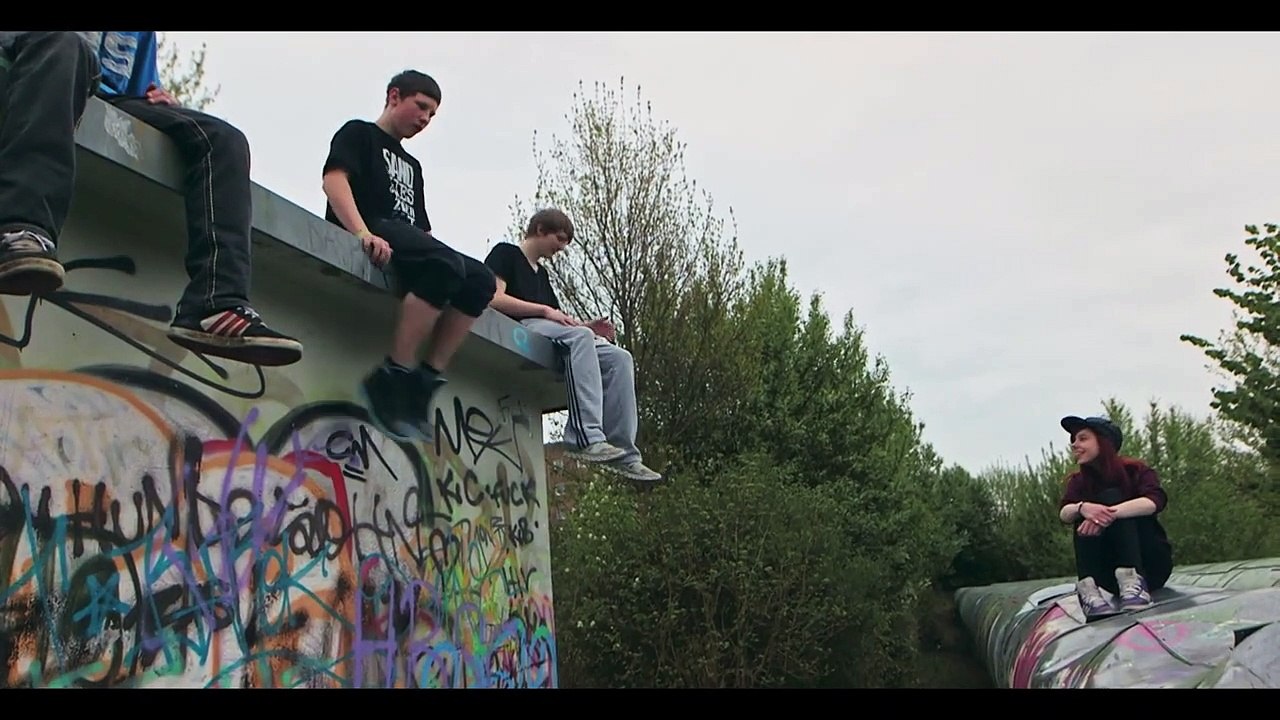 Kalle kosmonaut trailer df