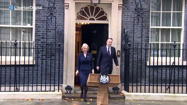 Liz Truss dimite como primera ministra de Reino Unido