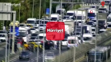 Avcılar E-5’te kontrolden çıkan otomobil takla attı