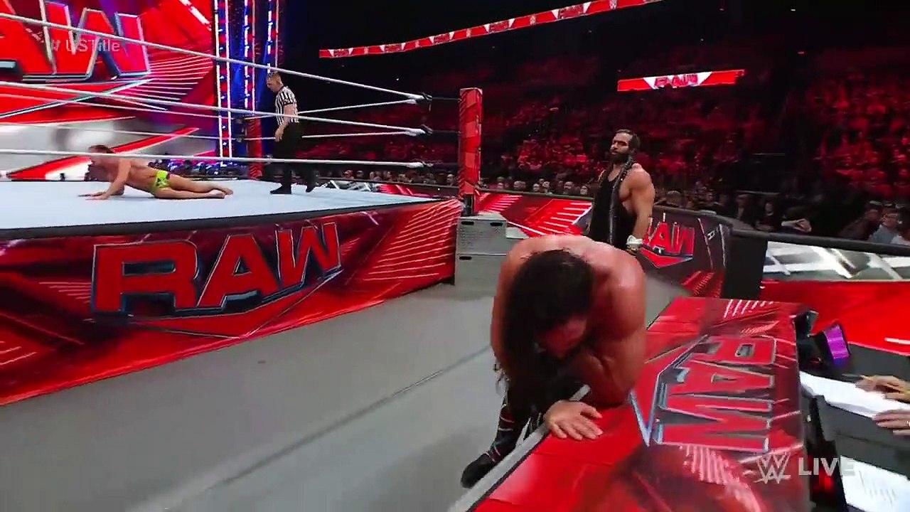 Seth_%E2%80%9CFreakin%E2%80%9D_Rollins_vs._Matt_Riddle_-_United_States_Championship_Match__Raw%2C_Oct._17%2C_2022(720p)