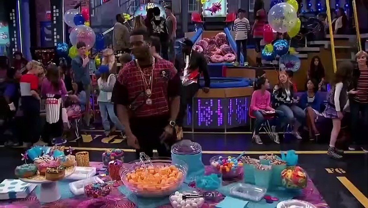 Game Shakers - Se1 - Ep10 - You Bet Your Bunny HD Watch HD Deutsch
