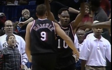 Tim Hardaway Buzzer Beater in 1997