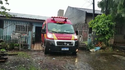 Idosa fica ferida ao cair da cama no Bairro Coqueiral