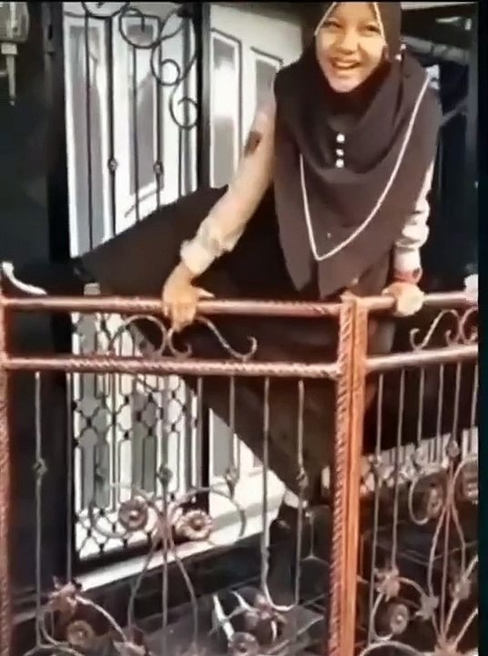 Hati2 roknya mba