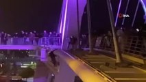 Son dakika haber! 17 yaşındaki genç kız köprüden atladı, aşağıda bekleyen polisler böyle tuttu