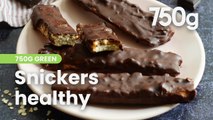 Vidéo de la recette des Snickers healthy (barres chocolat-cacahuètes maison) - 750g