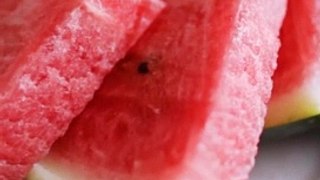 How much watermelon should I eat a day to lose weight?