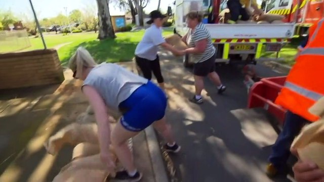 NSW SES tells flood-affected communities to prepare for evacuations