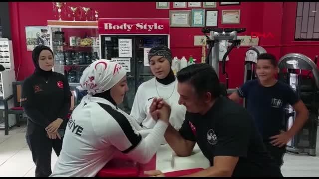 SPOR Bilek güreşi sporcularının dünya şampiyonluğu gururu