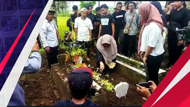 Tangis Haru Iringi Pemakaman Korban ke-134 Tragedi Kanjuruhan