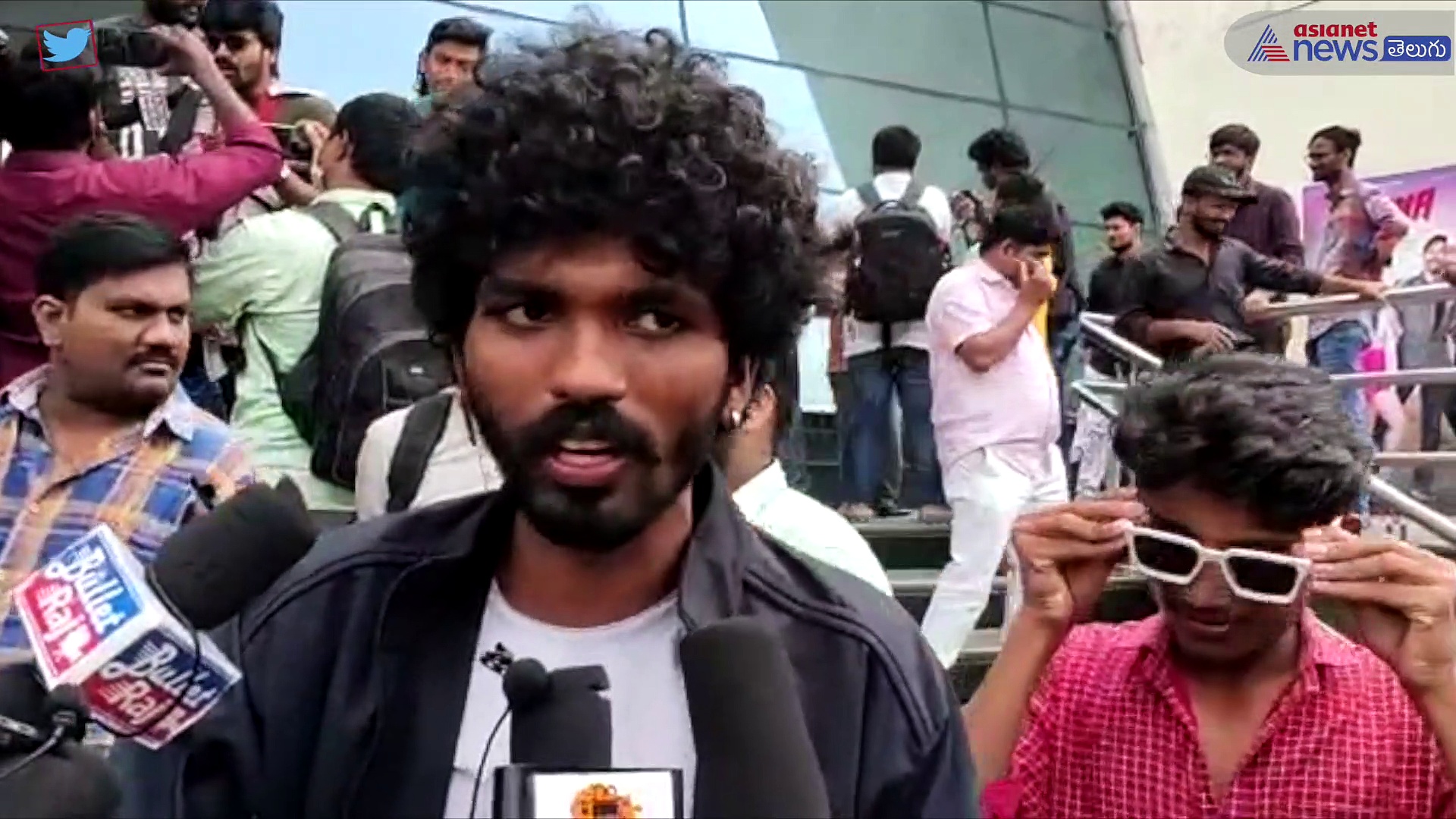ఓరి దేవుడా పబ్లిక్ రెస్పాన్స్:  ఫస్ట్ హాఫ్ కామెడీ..సెకండ్ హాఫ్ లవ్...చూడదగ్గ సినిమా...