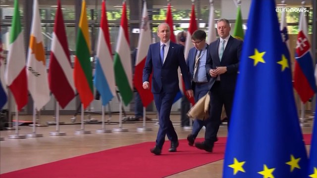 Regno Unito nel caos, il dopo Truss può aprire le porte a un Johnson2?