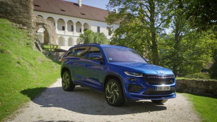 The new ŠKODA KODIAQ RS Design Preview in Blue