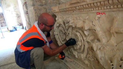 'Noel Baba' Anıt Müzesi'nde, 11'inci yüzyıldan resimler ortaya çıktı