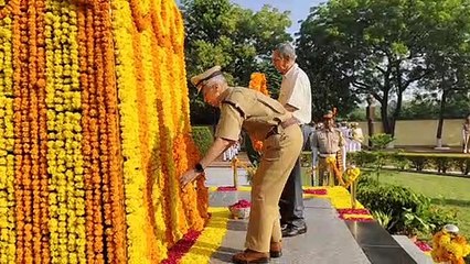 कर्तव्य पालन करते हुए प्राणों की आहुति देने वाले पुलिसकर्मियों को दी श्रद्धांजलि