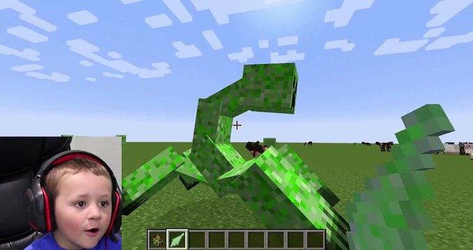 CHASE PLAYS MINECRAFT- Mutant Creatures & Robo Dinosaurs w_ Chance Cubes (1.7 Mods w_ Zootopia Fox)