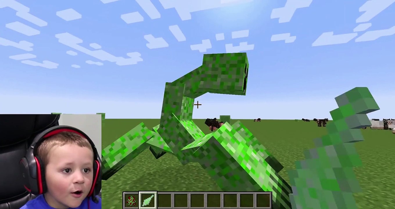 CHASE PLAYS MINECRAFT-  Mutant Creatures & Robo Dinosaurs w_ Chance Cubes (1.7 Mods w_ Zootopia Fox)