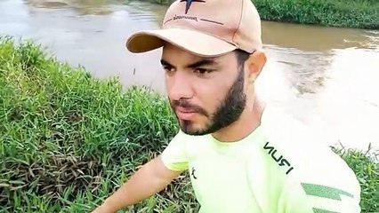 Pescador encontra sucuri no rio Paracaí e compartilha história com OBemdito