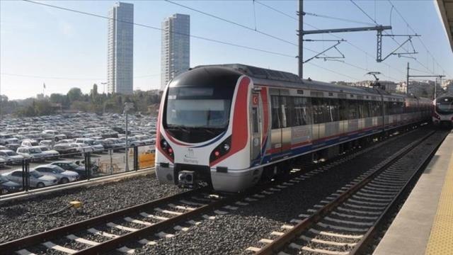 Marmaray intiharı! (VİDEO) Marmaray'da intihar mı oldu? Marmaray'da kim intihar etti?
