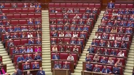 İtalya'da Meloni hükümeti ilk güvenoyunu aldı