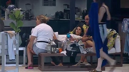 La dura advertencia a Martina Stewart Usher