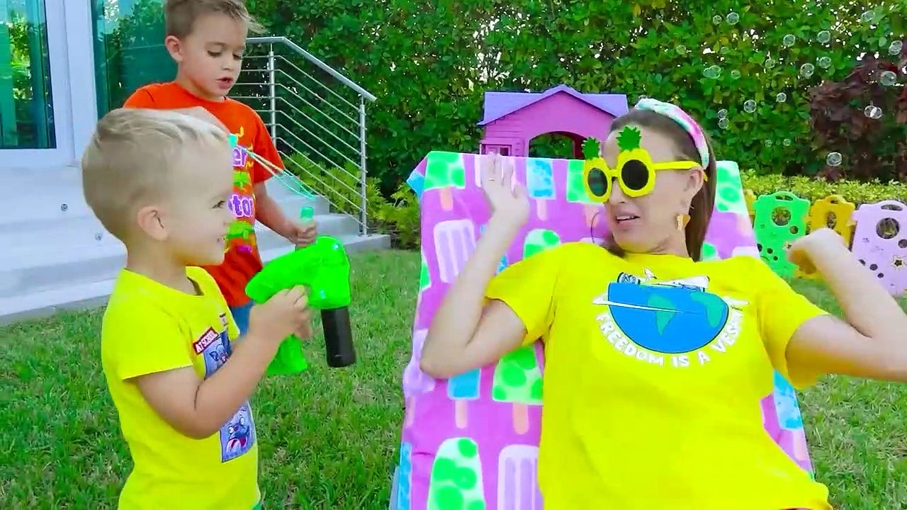 نيكي وكريس - القصص المفضلة مع الأخ الصغير - Vlad and Niki Arabic youtube videos 2022