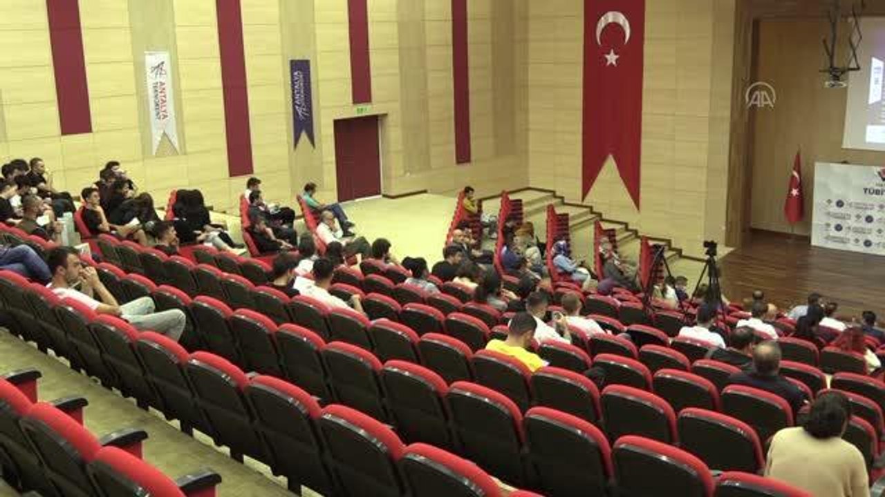 Mersin haberi: TÜBİTAK Başkanı Prof. Dr. Hasan Mandal, Akdeniz Üniversitesinde öğrencilerle buluştu