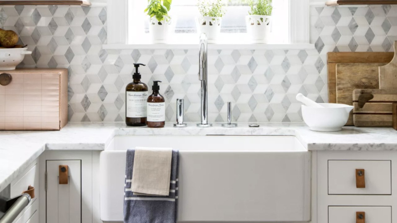 7 Can't-Miss Kitchen Backsplash Trends