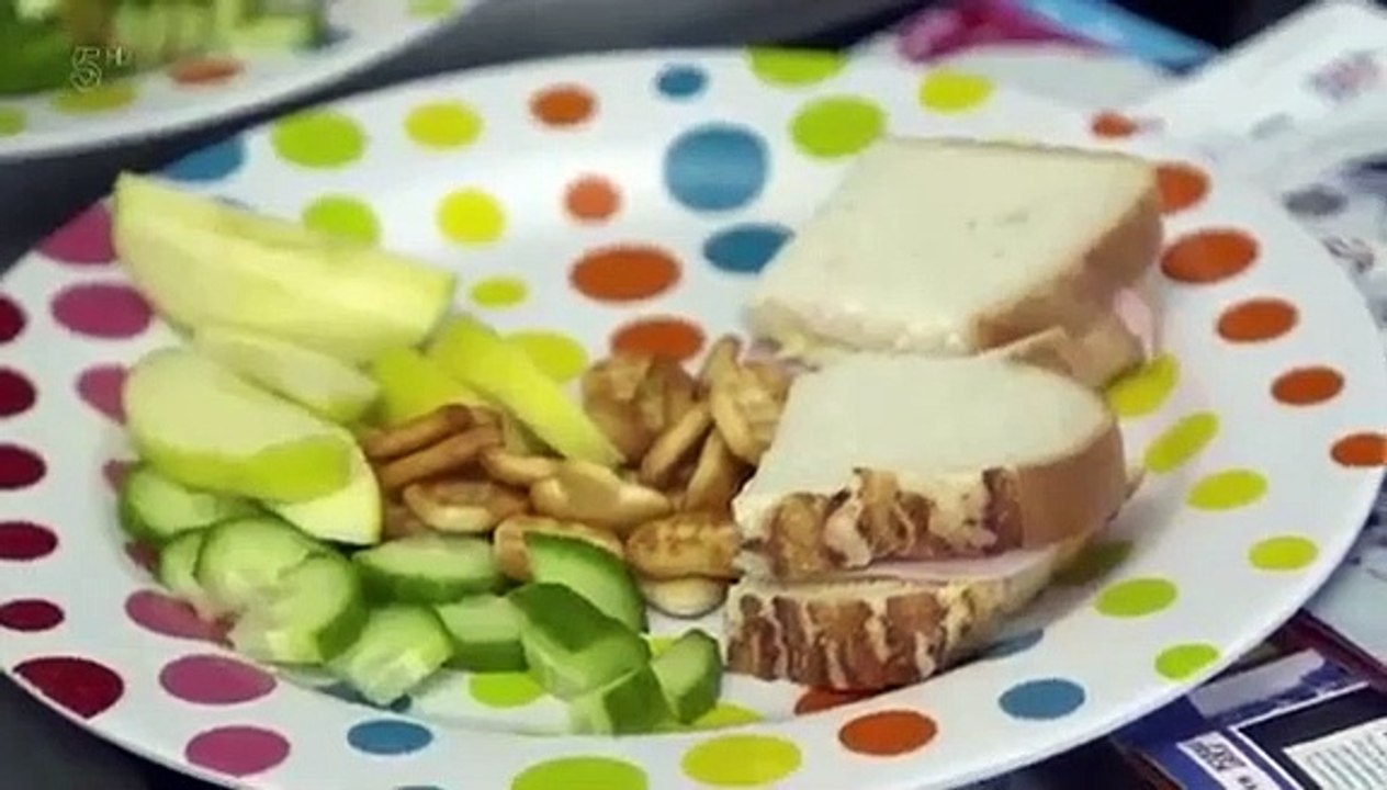 Rich Kids Go Skint - Se1 - Ep01 HD Watch HD Deutsch