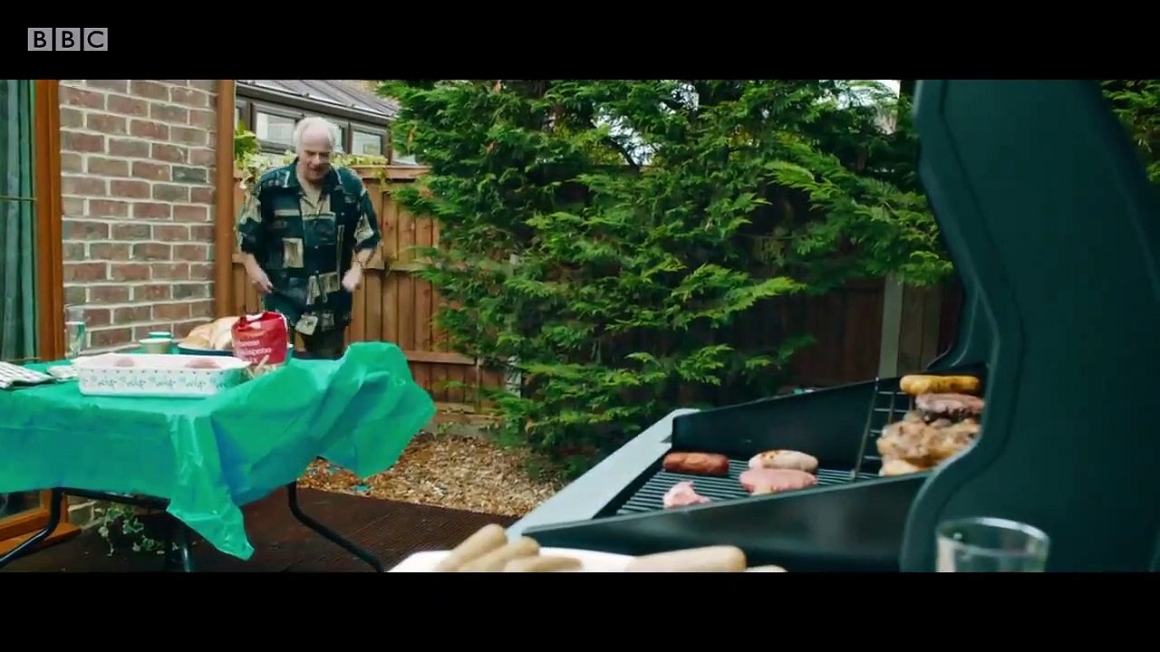Semi-Detached - Se1 - Ep04 HD Watch HD Deutsch