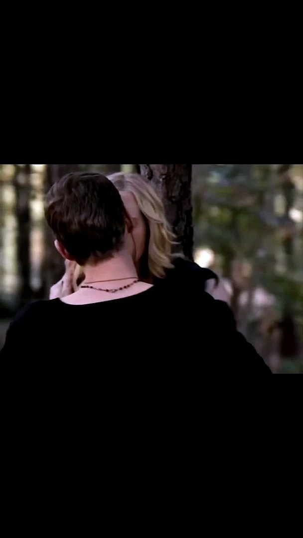 ⁣Romance romantic movies kiss hugs couple's goal