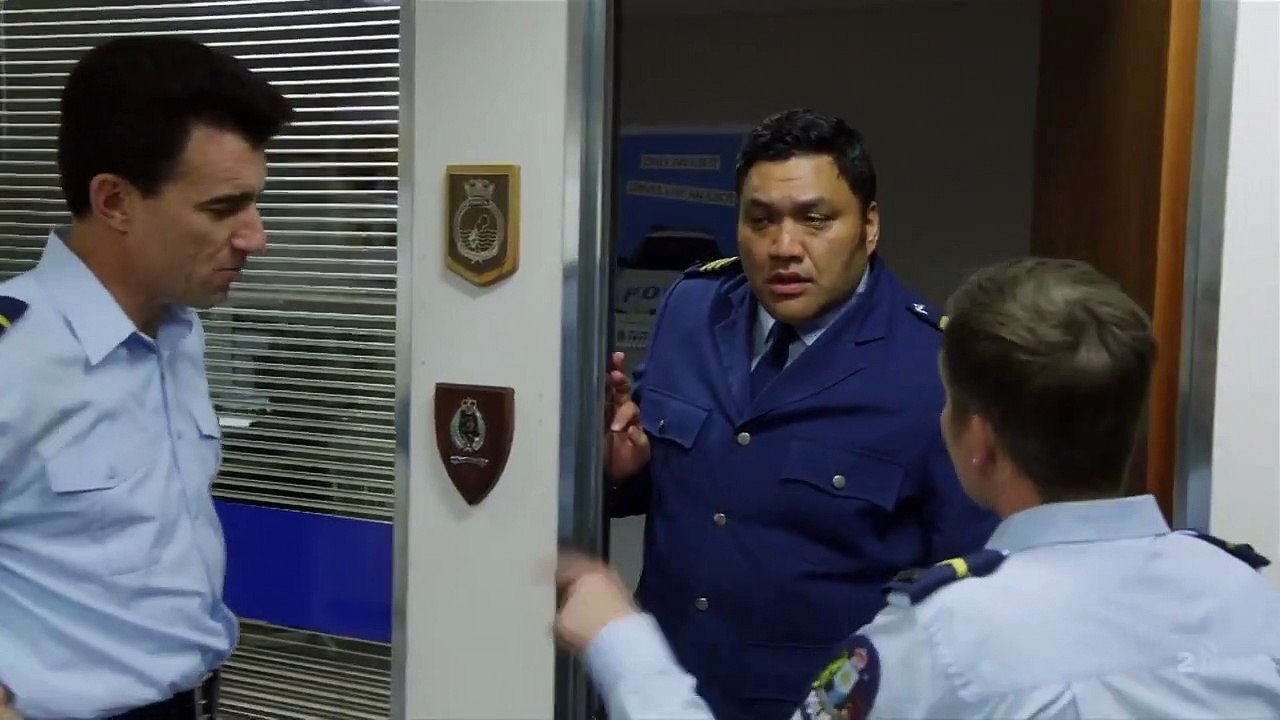 Wellington Paranormal - Se2 - Ep03 HD Watch HD Deutsch