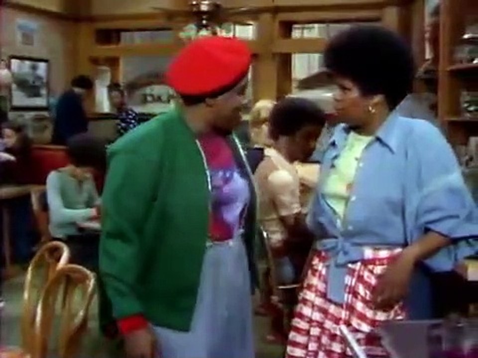 Whats Happening - Se1 - Ep02 -The Birthday Present HD Watch HD Deutsch