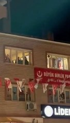 Sivas'ta BBP'lilerden İmamoğlu'na sürpriz davet: Cama çıkıp seslendiler