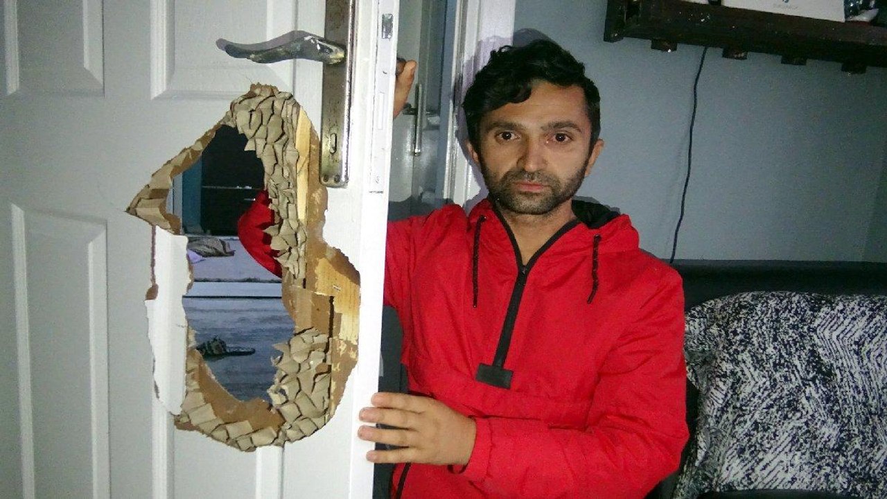 ‘Polis’ diyerek kapıyı çalıp dehşeti yaşattılar!