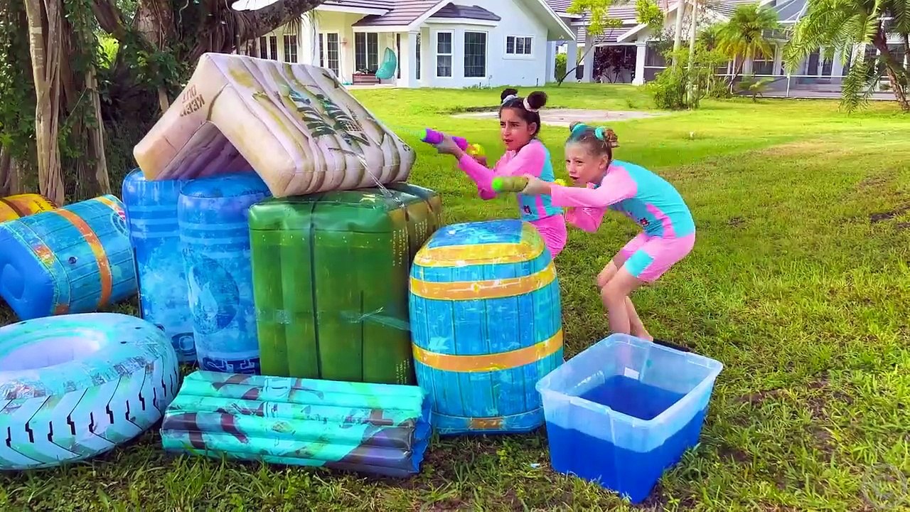 Nastya and teamwork challenge day at school