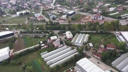 "Kasiyersiz" serada alışveriş karşılıklı güvenle yapılıyor