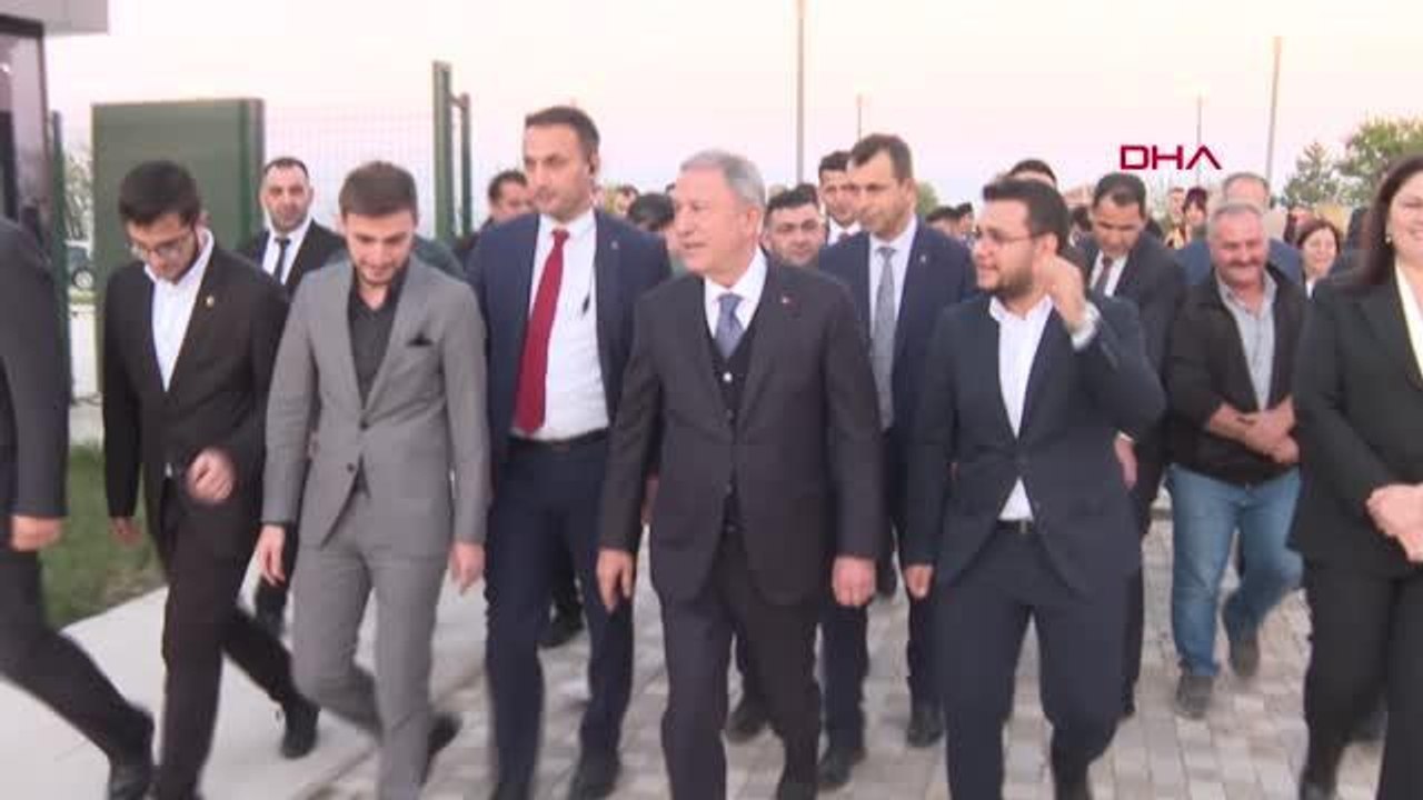 BAKAN AKAR YUNANİSTAN'IN, UZATTIĞIMIZ BARIŞ ELİNİ TUTMASINI BEKLİYORUZ