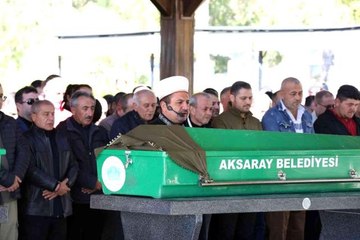 Oğlunun ardından canına kıyan doktora veda