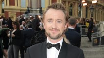 GALA VIDEO - Tom Felton saoul sur les tournages : l’acteur d’Harry Potter sans filtre sur son alcoolisme