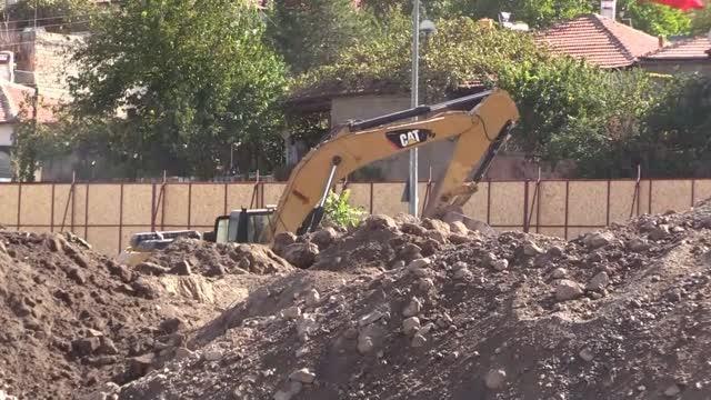 AK Partili Özhaseki, kentsel dönüşüm temel atma töreninde konuştu