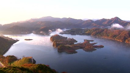 '붕어섬' 열렸다...옥정호 출렁다리 개통 / YTN
