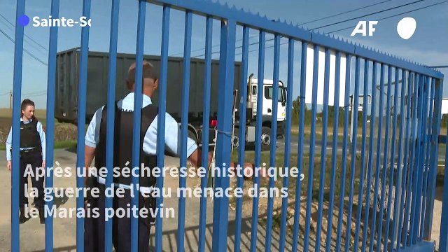 Dans le Marais poitevin, la crainte d'une guerre de l'eau