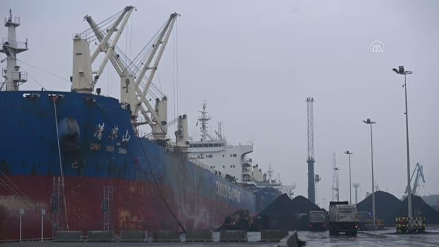 Kömüre olan talebin artmasının ardından Polonya limanlarında kömür sevkiyatları hızlandı