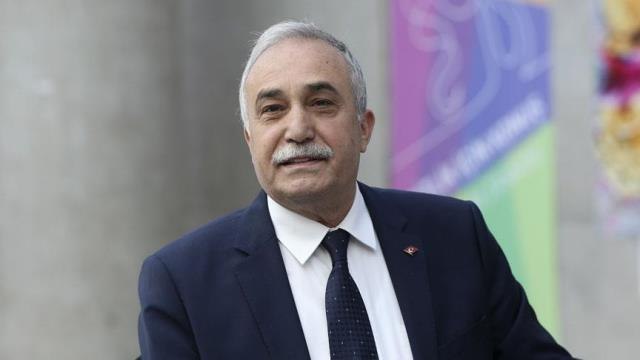 Ahmet Eşref Fakıbaba neden istifa etti? Ahmet Eşref Fakıbaba istifa mı etti? Ahmet Eşref Fakıbaba kimdir?