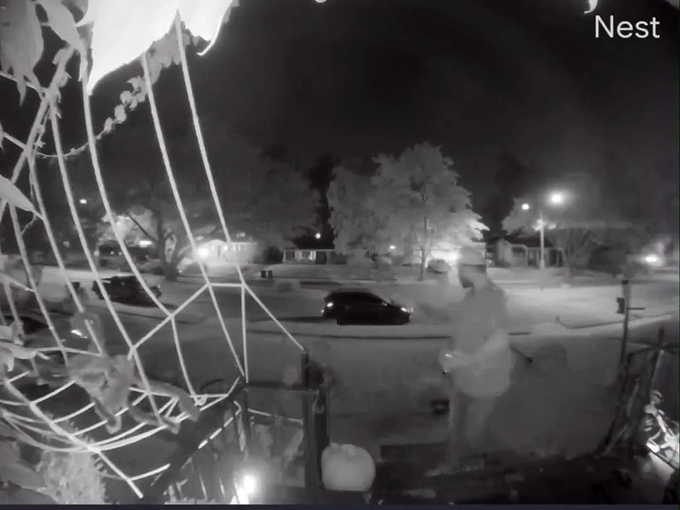 Wife Accidentally Walks Into Husband's Fart